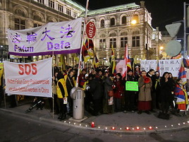 Demonstration vor der Wiener Oper am 30.10.11