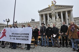 BILD zu OTS - Auftakt Volksbegehren Bildungsinitiative