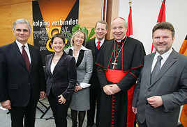 Jung und Alt unter einem Dach - BILD