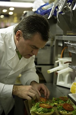 Neu bei McDonalds Österreich: Gutburgerliche Hauben Küche nach Rezepten von Toni Mörwald =