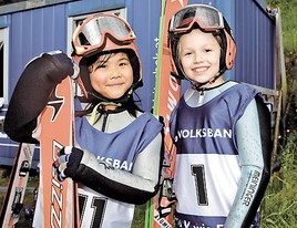 Skisprungsaison auch in Wien eröffnet - BILD