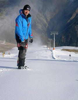 Sölden startet Winterskigebiet Giggijoch mit zwei FIS-Rennen und
House-Legenden 'Milk & Sugar' - BILD  =
