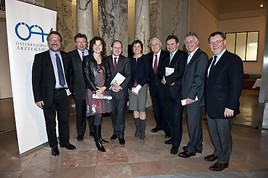 Podiumsdiskussion über die Zukunft der ambulanten medizinischen Versorgung