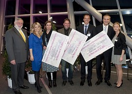 Jury und Gewinner (v.l.n.r.): Dipl.-Ing. Dr. Franz Fischler, Mag. Sasha Walleczek, Sabine Tschürtz  (Projekt [klima]trick), Gernot Neuwirth   ...