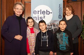 2 Jahre 'Freier Eintritt bis 19' und Vermittlungsinitiative - BILD  =
