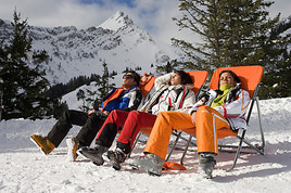 März-Sonne und Gratis-Skipass - Brandnertal und Klostertal feiern den Frühling  =
