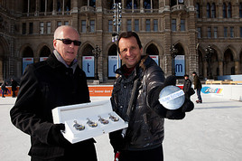 WARM UP FÜR DIE 'TISSOT EISHOCKEY CHARITY' 2012