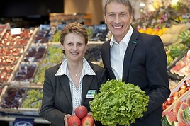 REWE International AG Top-moderner MERKUR Markt im neuen Einkaufszentrum Neukauf punktet mit Qualität und Frische - in der Bruno-Kreisky-Straße 25 in Villach