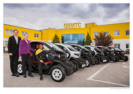 Renault Österreich kooperiert mit der ÖAMTC Fahrtechnik - BILD