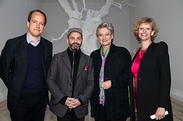 BILD zu OTS - Im Bild v.l.n.r.: Jasper Sharp (Kurator), Ugo Rondinone (Künstler), Claudia Schmied (Bundesministerin für Unterricht, Kunst und  …