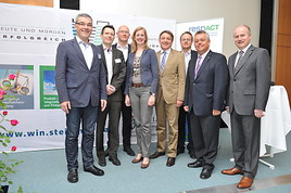 BILD zu OTS - Im Bild (v.l.n.r.) Robert Slameczka, Noris / Jochen Ulbing, Nachhaltigkeitsland Steiermark / Fred Luks, Nachhaltigkeitsmanager /  …