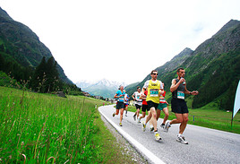 BILD zu TP/OTS - Die traumhafte Kulisse beim Gletschermarathon Pitztal-Imst entschädigt für jegliche Anstrengung.