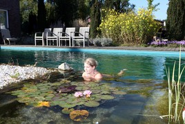 Ob Schwimmteich oder Naturpool - die Planung und Umsetzung überzeugender Wasserwelten mit biologisch gereinigtem Wasser erfordert ein hohes Maß an … Ob Schwimmteich oder Naturpool - die Planung und Umsetzung überzeugender Wasserwelten mit biologisch gereinigtem Wasser erfordert ein hohes Maß an …