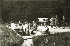 Österreichs modernes Kurhotel in Bad Leonfelden feiert 50 Jahre: Moorbad historisch - 1930er Jahre. Österreichs modernes Kurhotel in Bad Leonfelden feiert 50 Jahre: Moorbad historisch - 1930er Jahre.