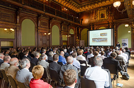 Der OVE lud zur Generalversammlung in den renovierten historischen Festsaal im Ingenieurhaus. Der OVE lud zur Generalversammlung in den renovierten historischen Festsaal im Ingenieurhaus.