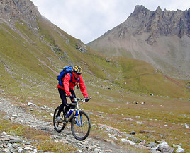 Mountainbike-Tour vom Pfunderer Joch ins Pfitschtertal. Mountainbike-Tour vom Pfunderer Joch ins Pfitschtertal.