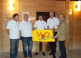 Gelungene Kooperation und Eröffnung des Sauna-AustriaCups in der H2O Hoteltherme: v.l.n.r. : Tiroler Landesmeister Werner Platter, Uwe Zorn, …