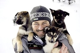 Die Eventsaison im Kühtai beginnt bereits am 06. Dezember 2012 mit Tirol Cross Mountain, dem Promi-Schlittenhunderennen. Die Lifte öffneten schon …