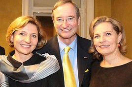 v.l.n.r.: Mag. Corinna Prinz-Stremitzer, Dr. Christoph Leitl, Mag. Dr. Ulrike Mursch-Edlmayr