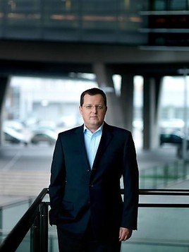 T-Mobile CFO Wolfgang Kniese übernimmt neue Position innerhalb der Deutschen Telekom