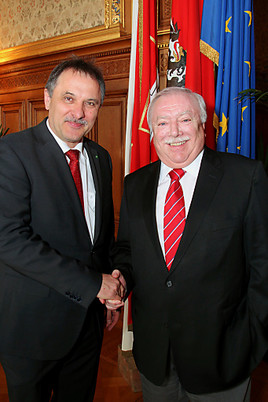 Abg. z. NR Ing. Franz Windisch, Präsident LK Wien und Bürgermeister Ök.-Rat Dr. Michael Häupl.