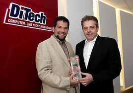 Toshiba ehrt DiTech für B2B-Performance mit 'Parnter'-Award
