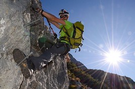 Am Klettersteig sicher unterwegs! Am Klettersteig sicher unterwegs!