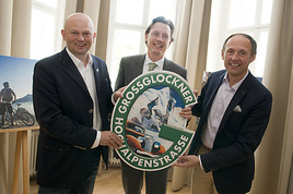 Länder - verbinden - Hochgebirge - erleben: Sommersaison 2013 Länder - verbinden - Hochgebirge - erleben: Sommersaison 2013