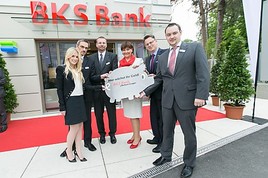 Dorian Steidl eröffnet BKS Bank Billrothstraße