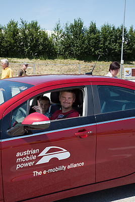 Marchtrenk ganz im Zeichen von E-Mobility - BILD
