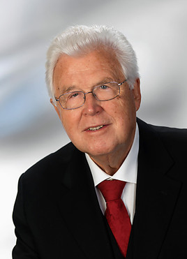 KR Erik Hanke zum Professor ernannt - BILD