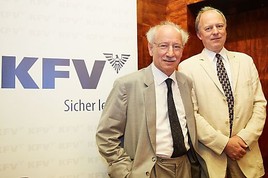 Mobilität im Alter: Der Zukunft auf der Spur! Mobilität im Alter: Der Zukunft auf der Spur!