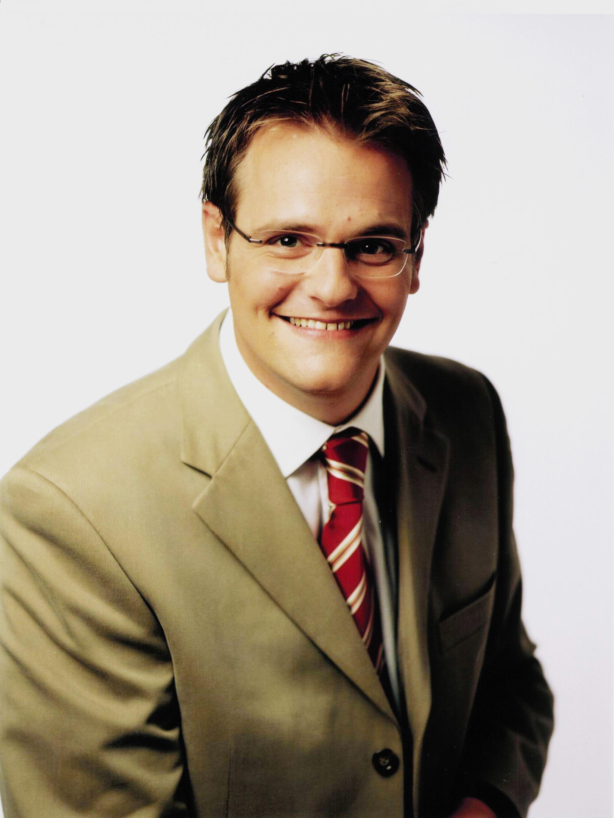 Bild Hartlauer Komplettbrille mehr als 65 billiger , 31.05.2002