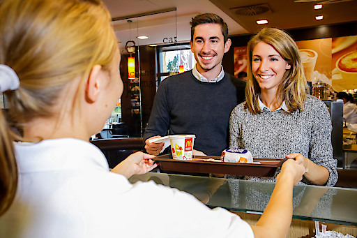 Bild: McDonald’s Österreich mit 576 Millionen Euro Umsatz im Jahr 2015 ...