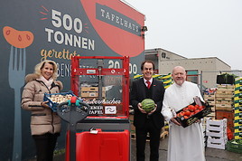 Saubermacher Stiftet Gabelstapler Fur S Tafelhaus Der Wiener Tafel