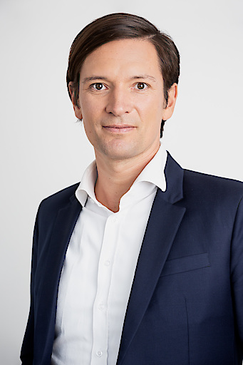 Bild: Arthur D. Little: Lars Riegel zu neuem Partner befördert | Arthur ...
