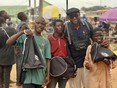 AVISO: Aus dem Alltag eines Streetworkers in Nigeria | Jugend Eine Welt lädt zum „Tag der Straßenkinder“