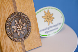 Alpenverein verleiht strengstes Umweltgütesiegel im Alpenraum – vier weitere Hütten ausgezeichnet